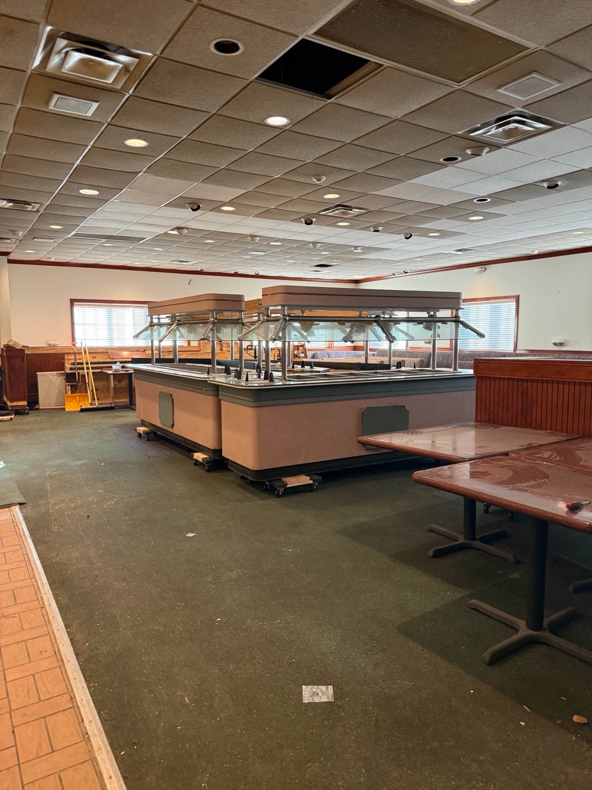 Restaurant dining area before cleanout