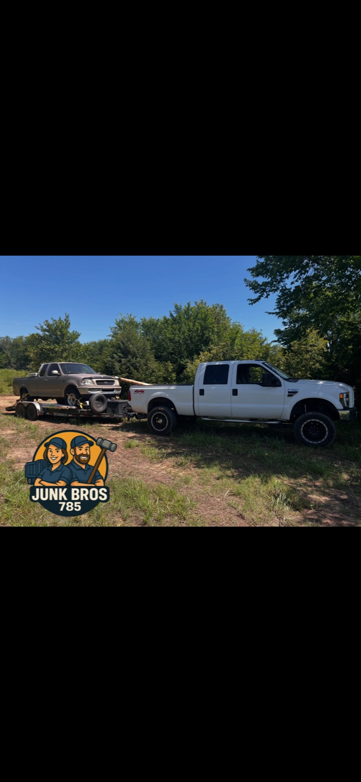 Vehicle transport tow — Junk Bros 785